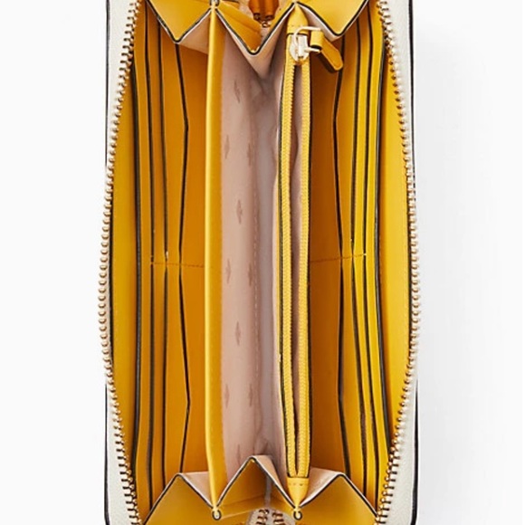 Kate Spade honey bee large continental wallet
PARCHMENT MULTI - Picture 9 of 16